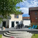 Zentrale Und Barrierefreie Mit Terrasse