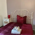 Zentrale Und Barrierefreie Mit Terrasse Apartament
