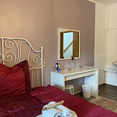 Zentrale Und Barrierefreie Mit Terrasse Lejlighed