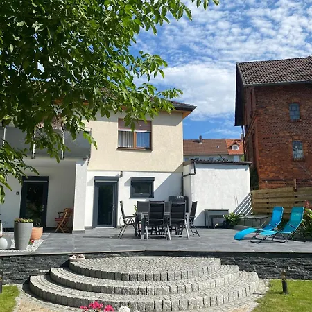 Zentrale Und Barrierefreie Mit Terrasse