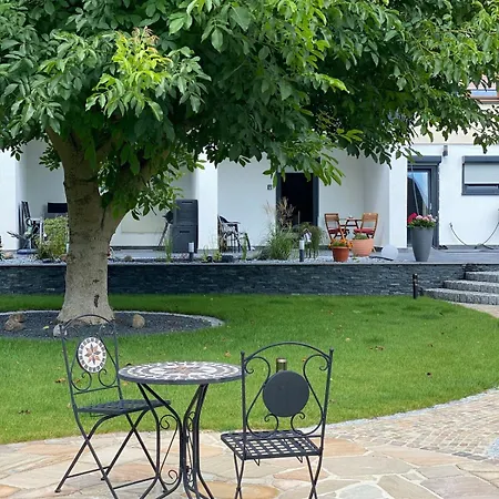 Zentrale Und Barrierefreie Mit Terrasse Lejlighed Alfeld (Lower-Saxony)